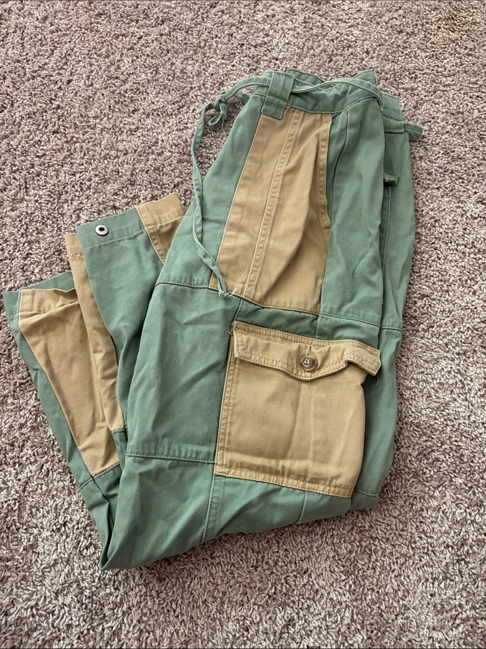 Forever 21 Green and Tan Cargo Trousers